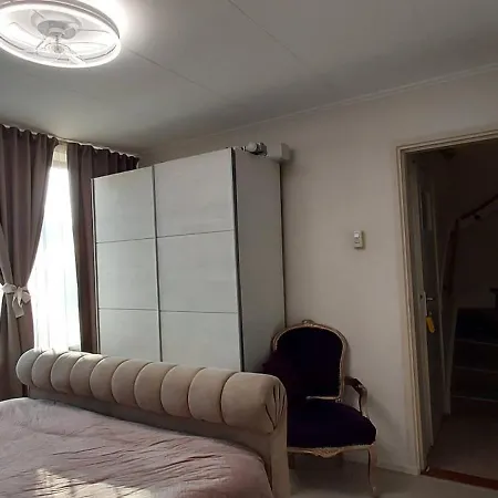 Cozy In Host House Near Rotterdam *