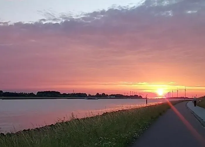 בית אירוח Cozy In Host House Near Rotterdam